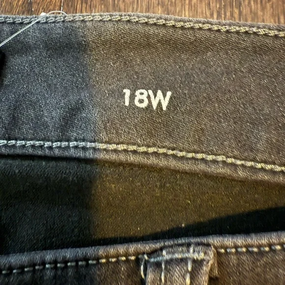 Liverpool Gray Ankle Skinny Plus Size Jeans Size 18W NWT - Picture 3 of 10